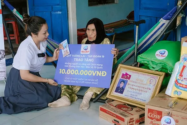 Biểu tượng hỗ trợ khách hàng Fun88