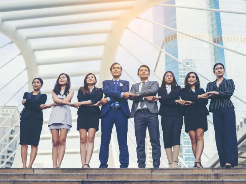 Hình ảnh minh họa cá cược có trách nhiệm, thể hiện sự cân bằng và hỗ trợ